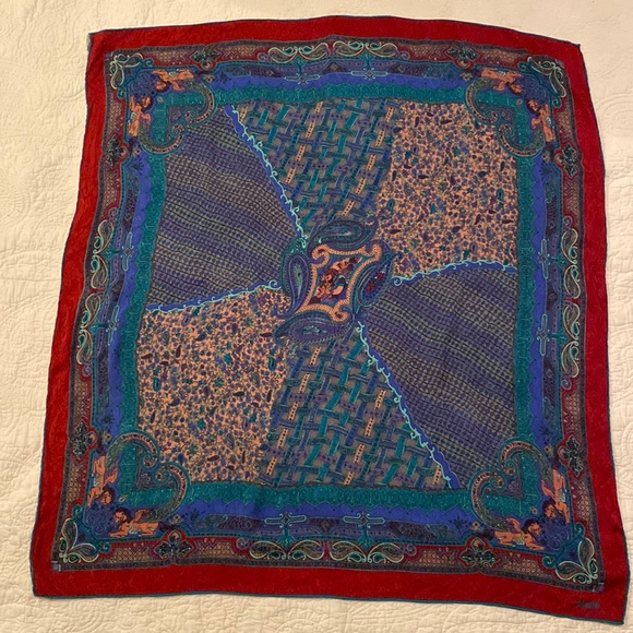 Fendi vintage square silk scarf - Picture 4 of 14